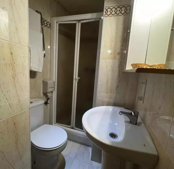 اتاق استاندارد با بالکن, Hospedaje Bar El Gato Del Acueducto