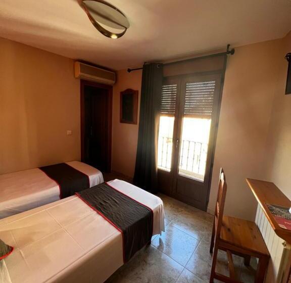 اتاق سوپریور با چشمانداز شهر, Hospedaje Bar El Gato Del Acueducto