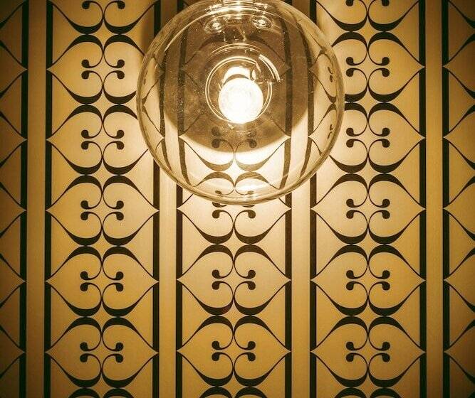 スタンダードシングルルーム, Hôtel Crayon Rouge