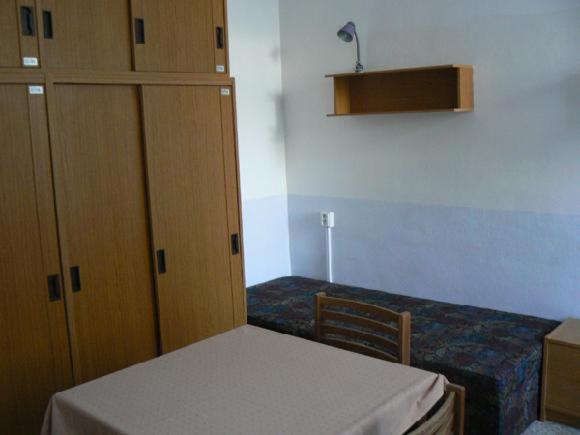 سرير فى غرفة مشتركه, Hostel Modrá