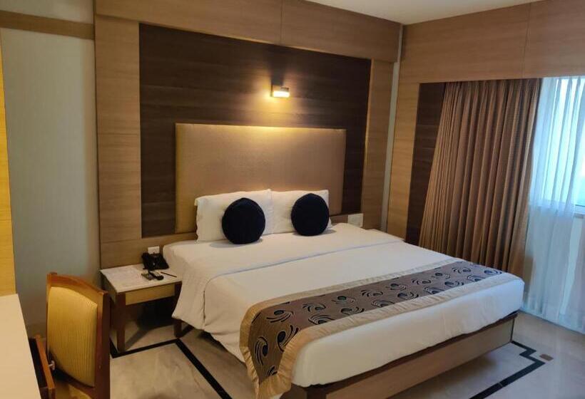 Chambre Club, Jp Chennai
