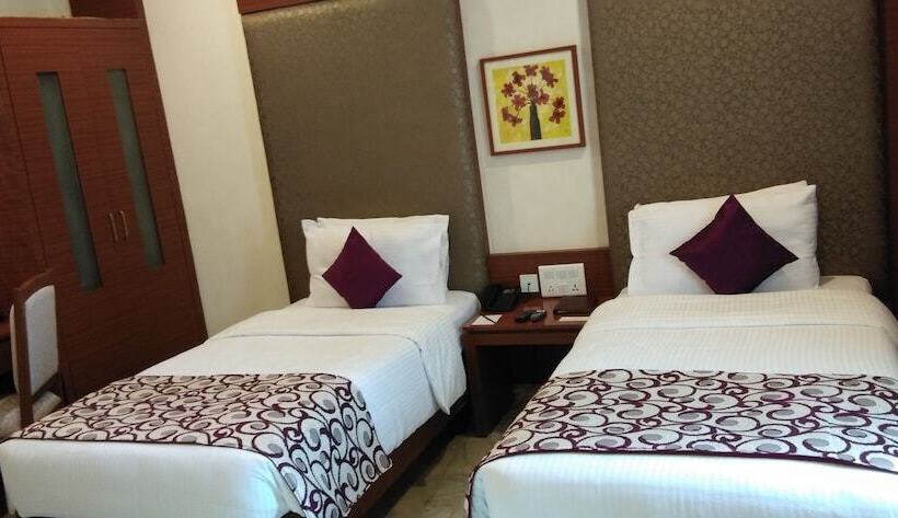 Chambre Executive, Jp Chennai