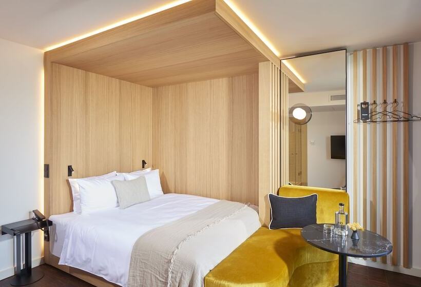 Номер Стандарт, Lo Schwabing