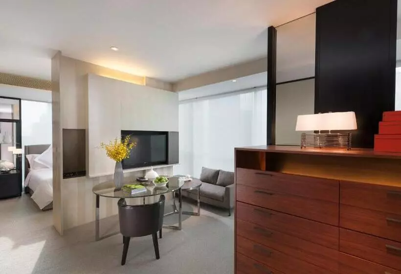 キングサイズベッドのクラブルーム, Mandarin Oriental Guangzhou