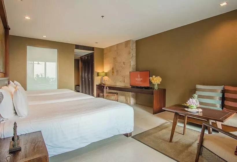スーペリアトリプルルーム, Sunsuri Phuket Sha Plus