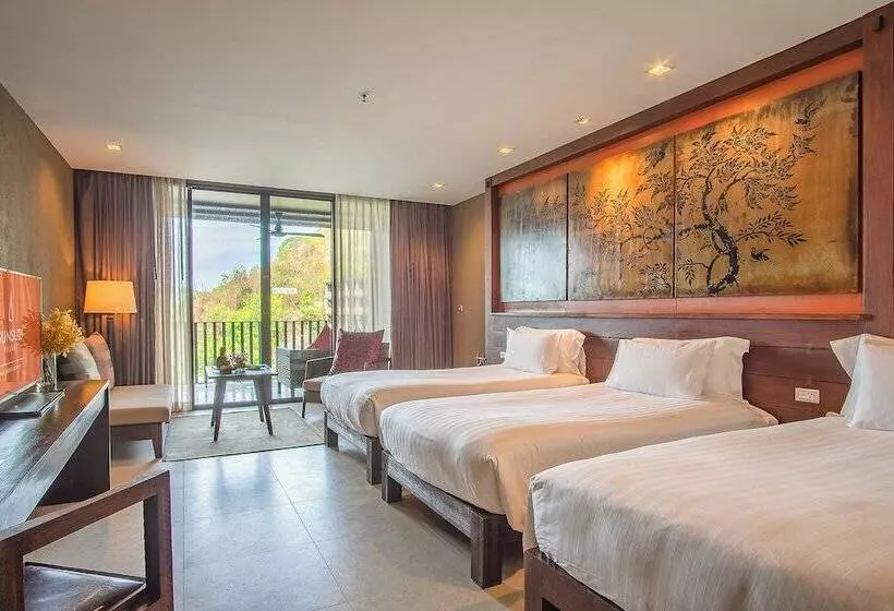 スーペリアトリプルルーム, Sunsuri Phuket Sha Plus