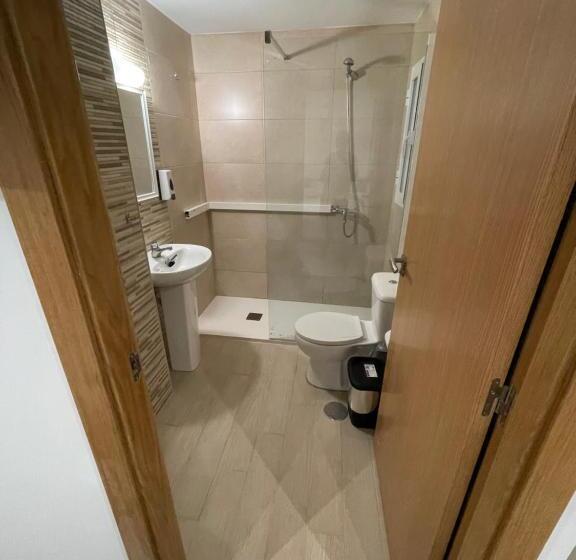 اتاق استاندارد یک نفره, Pensión Portugal