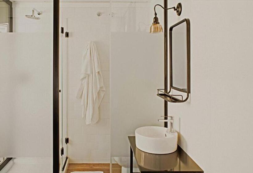 Superior Room with Terrace, Room00 Chueca Hostel