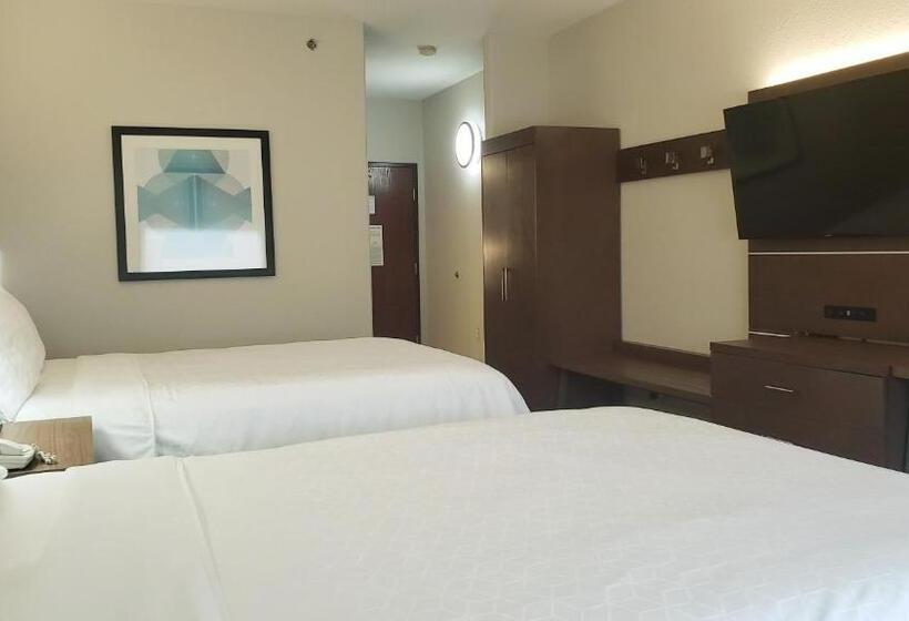 Номер Стандарт, Holiday Inn Express Hotel And Suites Weslaco, An Ihg