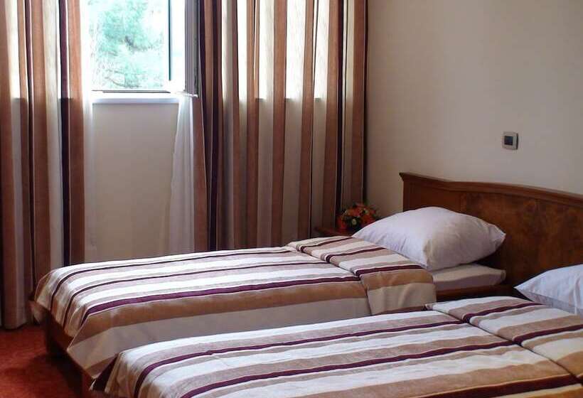 اتاق استاندارد, Garni Hotel Bambis