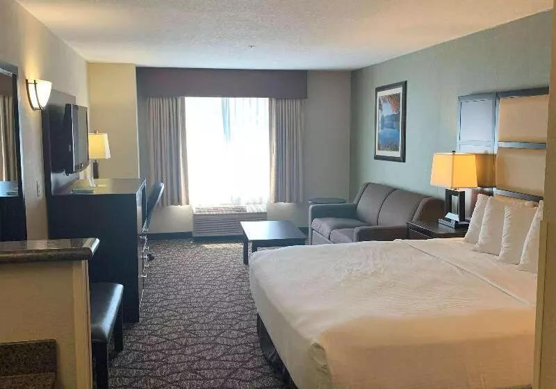 キングサイズベッドのスイートルーム, Best Western Plus Vancouver Mall Drive