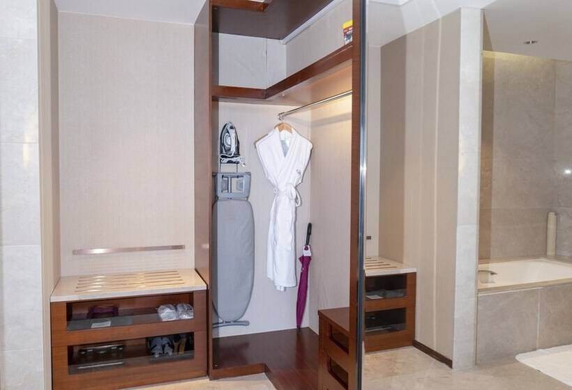 Люкс Вид на Город, Crowne Plaza Wuxi Taihu, An Ihg