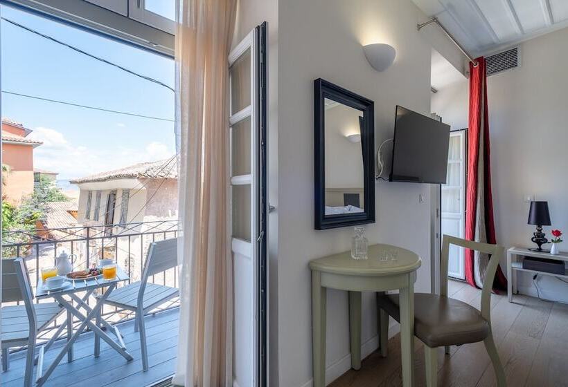 Номер Superior, Grand Sarai Nafplio