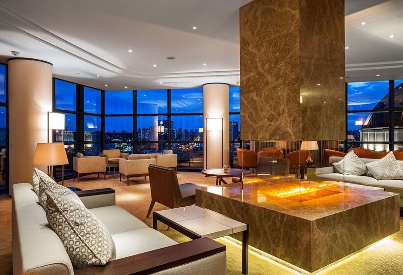 اتاق اجرایی, Hilton Kyiv