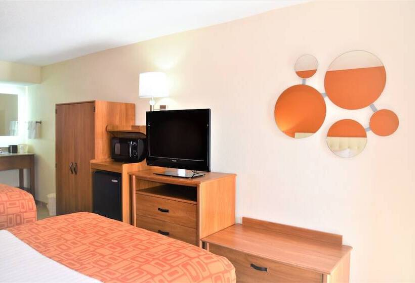 带2个双人床的标准工作室, Howard Johnson By Wyndham Greensboro Near The Coliseum