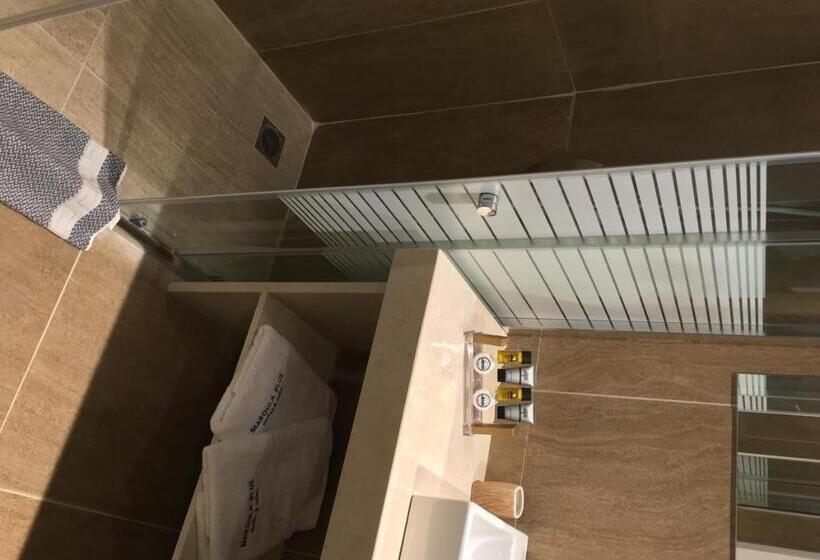 סוויטה, Casa Blue Sarantis