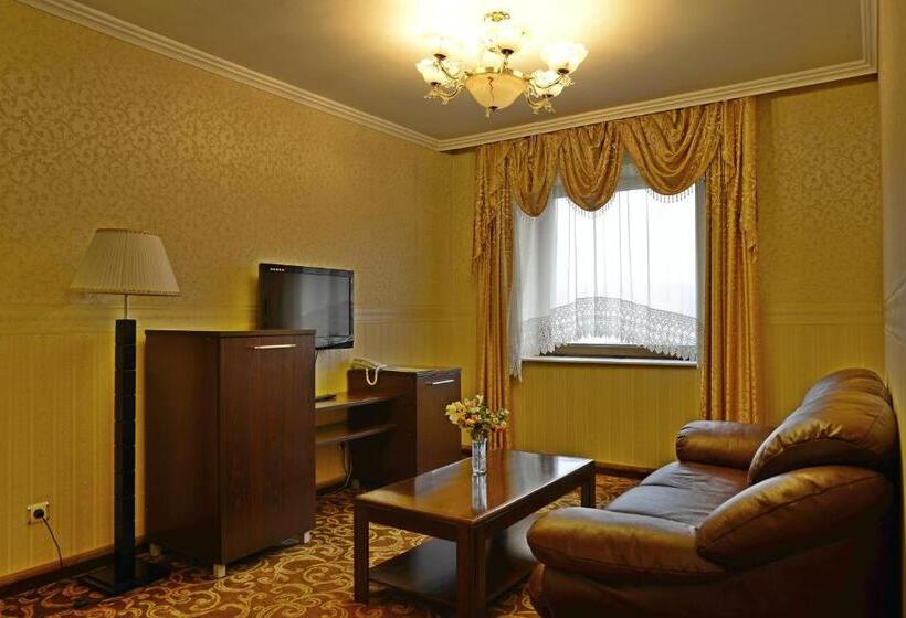 סוויטה, Merian Palace