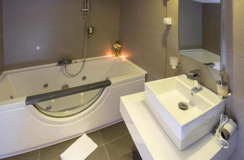 اتاق استاندارد, Sole