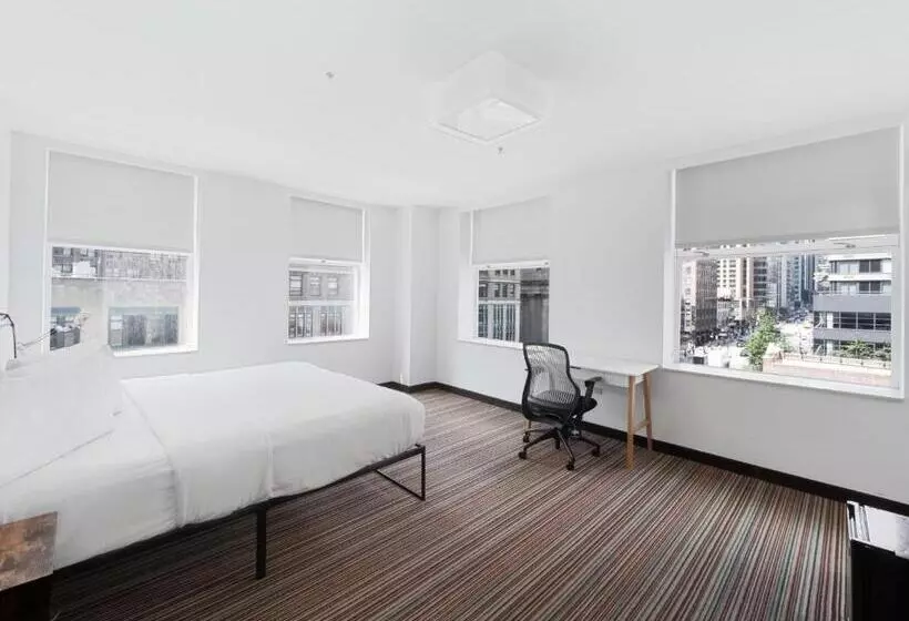 Sviitti King-vuode, The Herald by Luxurban