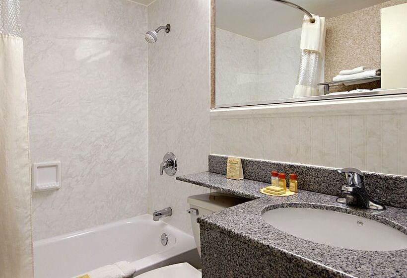 חדר סטנדרט שתי מיטות זוגיות, Days Inn By Wyndham Atlantic City Beachblock