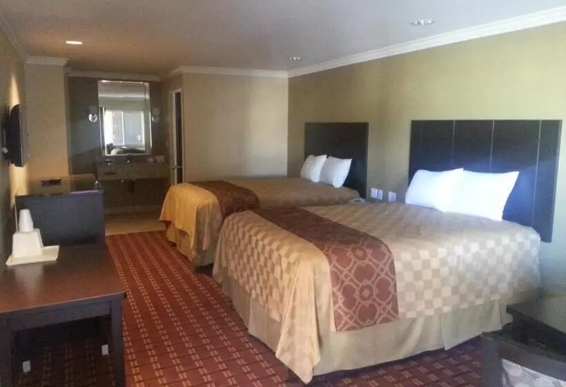 スタンダードルーム, Rodeway Inn & Suites