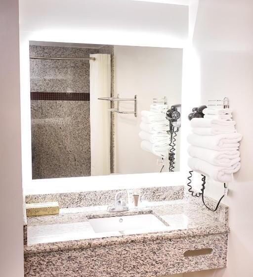 Номер Стандарт, Rodeway Inn & Suites