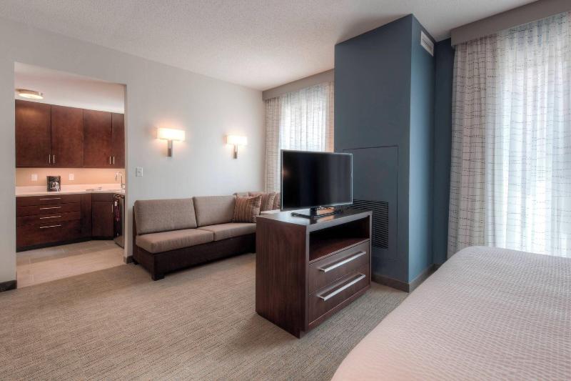 غرفة قياسية سرير كينج, Super 8 By Wyndham Jacksonville Ar