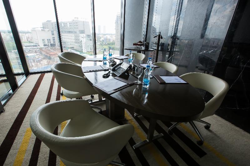 اتاق پرمیوم, Novotel Kolkata Hotel And Residences