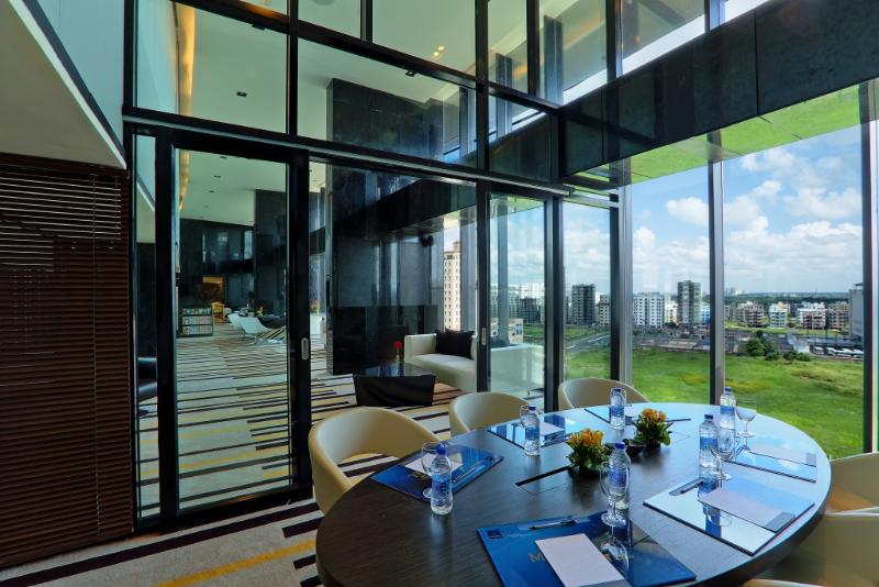 高级套房, Novotel Kolkata Hotel And Residences