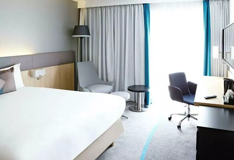 スーペリアールーム, Novotel London Wembley