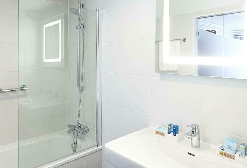 高级大房间, Novotel London Wembley