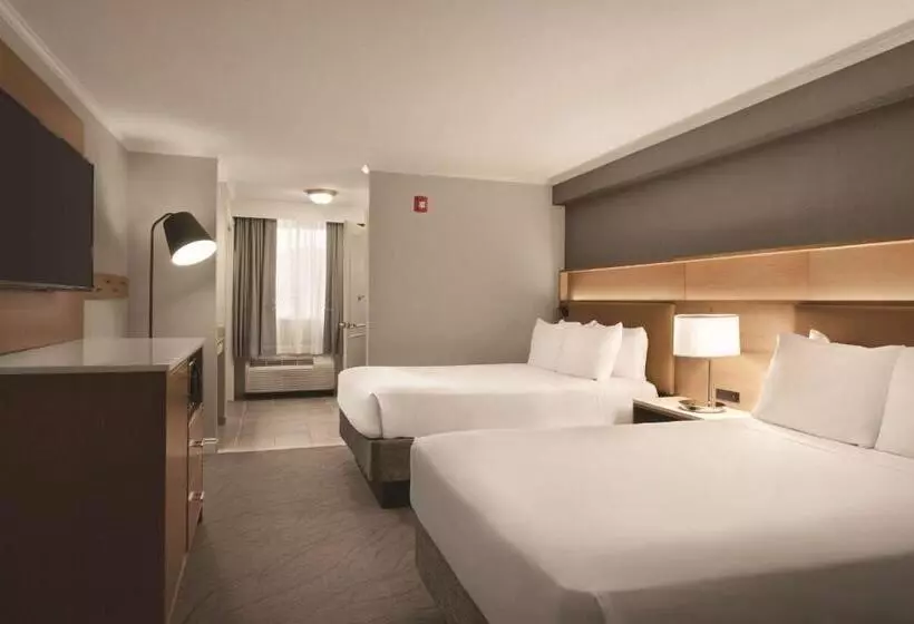 2ダブルベッドのスタンダードルーム, Radisson Hotel Providence Airport