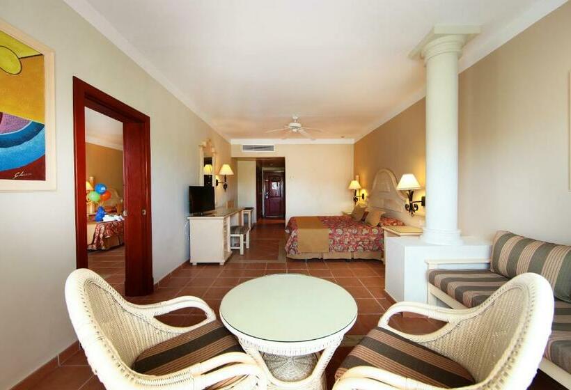 スーペリアージュニアスイート, Bahia Principe Grand Turquesa - All Inclusive