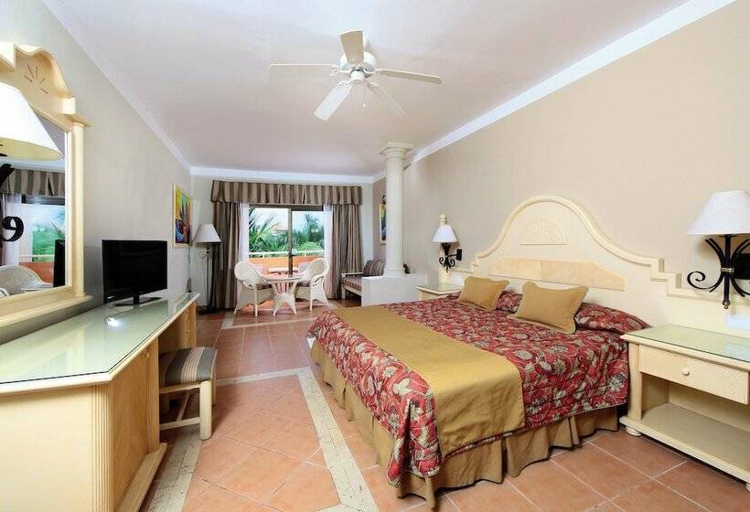 スーペリアージュニアスイート, Bahia Principe Grand Turquesa - All Inclusive