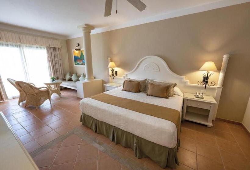 スーペリアージュニアスイート, Bahia Principe Grand Turquesa - All Inclusive