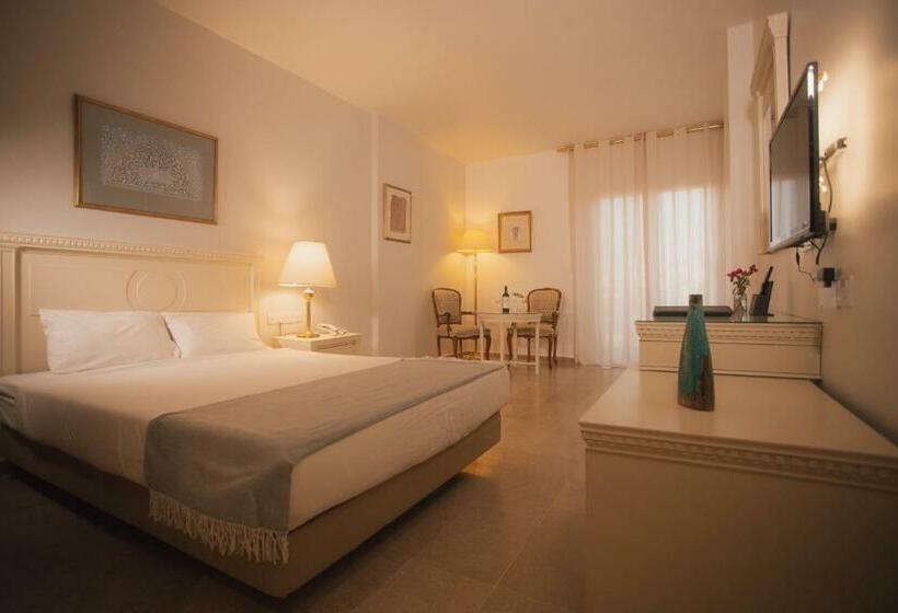 اتاق لوکس با تخت بزرگ, Grand Hotel Madaba