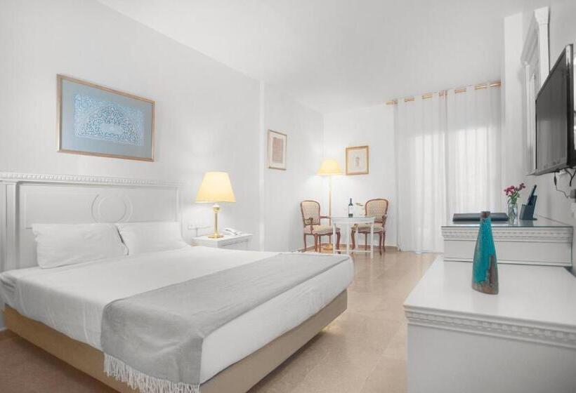 اتاق لوکس با تخت بزرگ, Grand Hotel Madaba