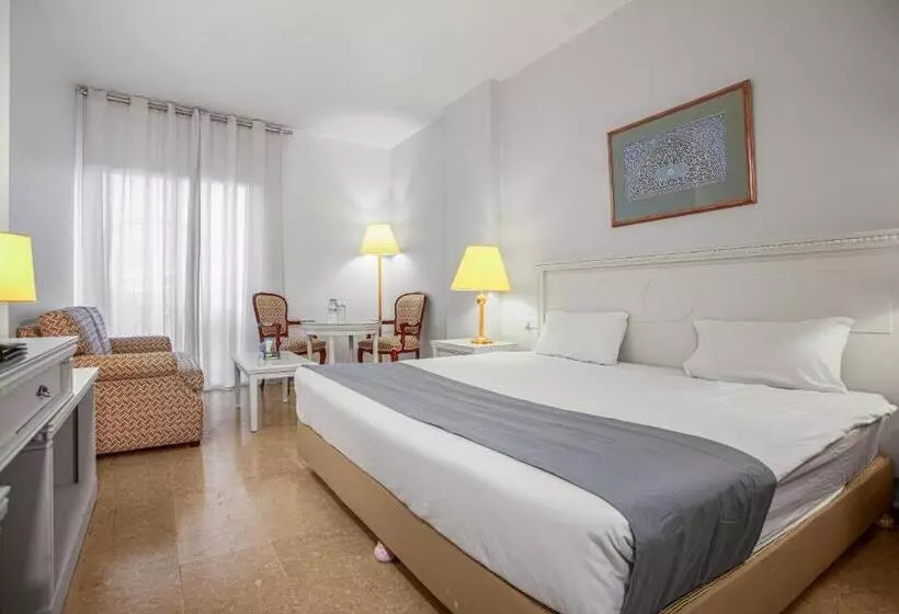 اتاق لوکس با تخت بزرگ, Grand Hotel Madaba