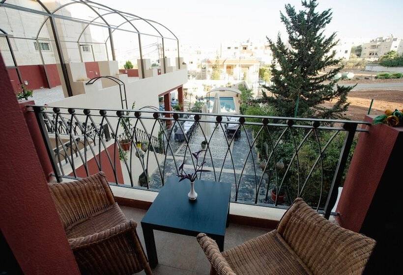 اتاق لوکس یک تخته, Grand Hotel Madaba
