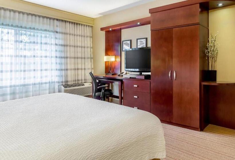 Habitació Estàndard Llit King, Courtyard By Marriott Lexington Keeneland/airport