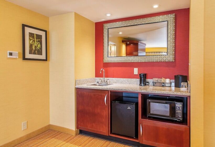 Suite Executiva, Courtyard By Marriott Lexington Keeneland/airport