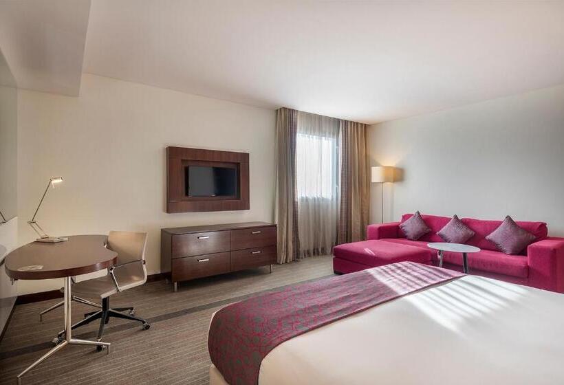 سوئیت جونیور با تخت بزرگ, Holiday Inn Alseeb Muscat, An Ihg