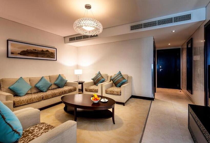 سوییت, Holiday Inn Alseeb Muscat, An Ihg