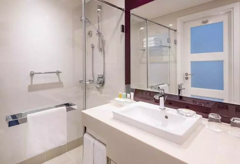 ダブルベッドスタンダードルーム, Holiday Inn Alseeb Muscat, An Ihg