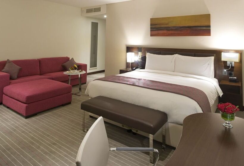 سوییت, Holiday Inn Alseeb Muscat, An Ihg