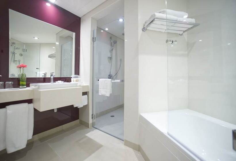 سوییت, Holiday Inn Alseeb Muscat, An Ihg