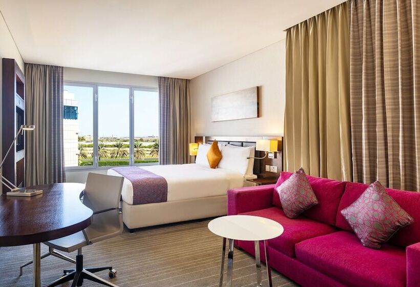 اتاق استاندارد با چشم‌انداز استخر, Holiday Inn Alseeb Muscat, An Ihg