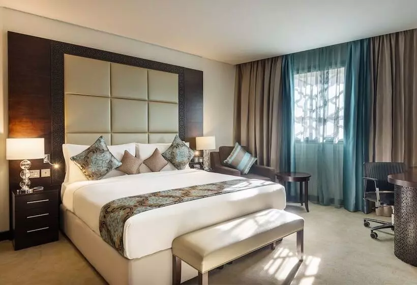 スイート, Holiday Inn Alseeb Muscat, An Ihg