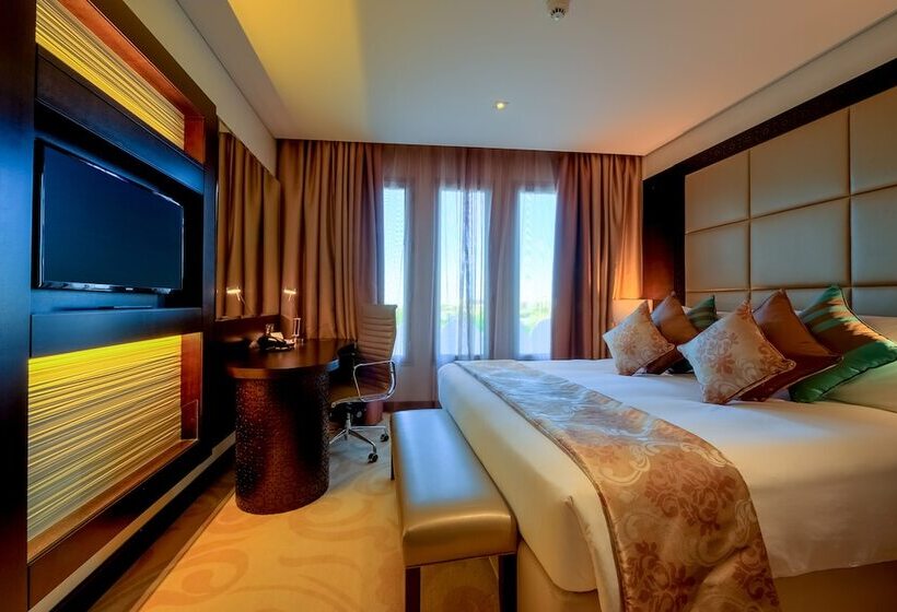 سوئیت 2 خوابه, Holiday Inn Alseeb Muscat, An Ihg