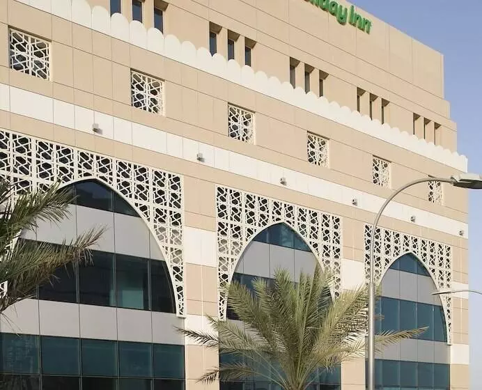 スイート, Holiday Inn Alseeb Muscat, An Ihg